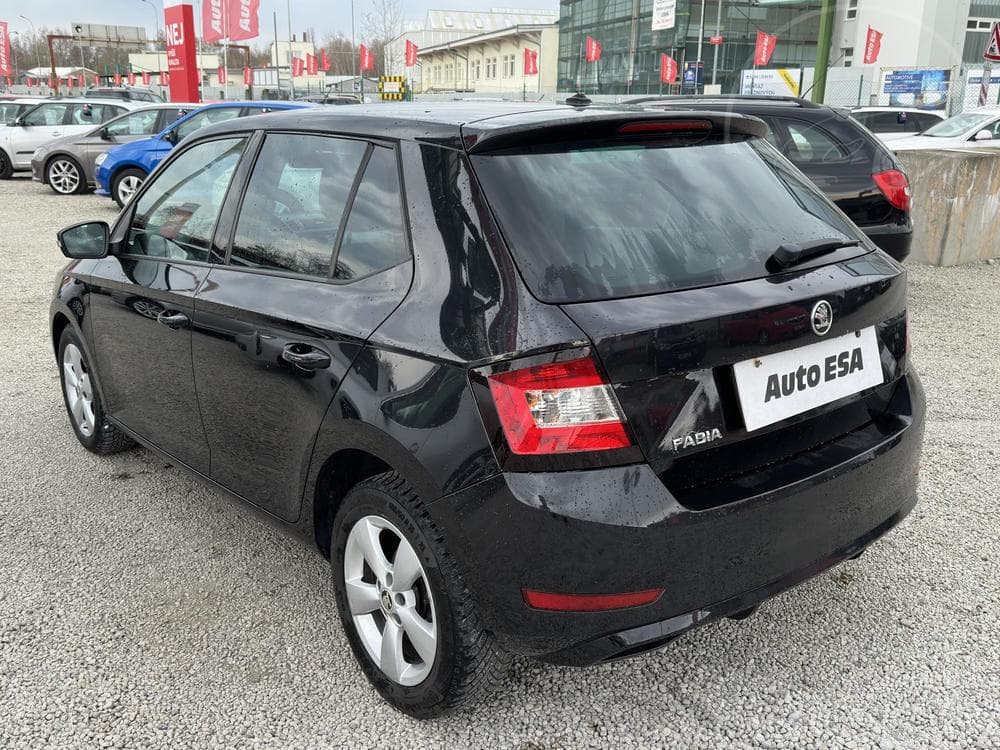 2016 Škoda FABIA - 11