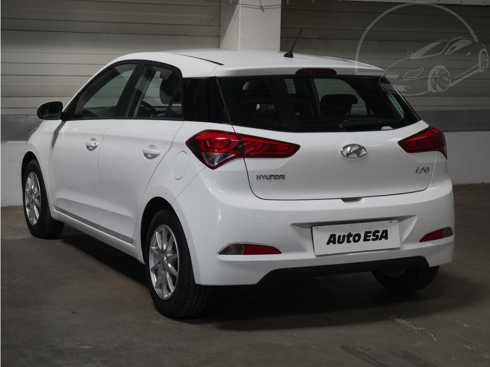 2018 Hyundai i20 - 10