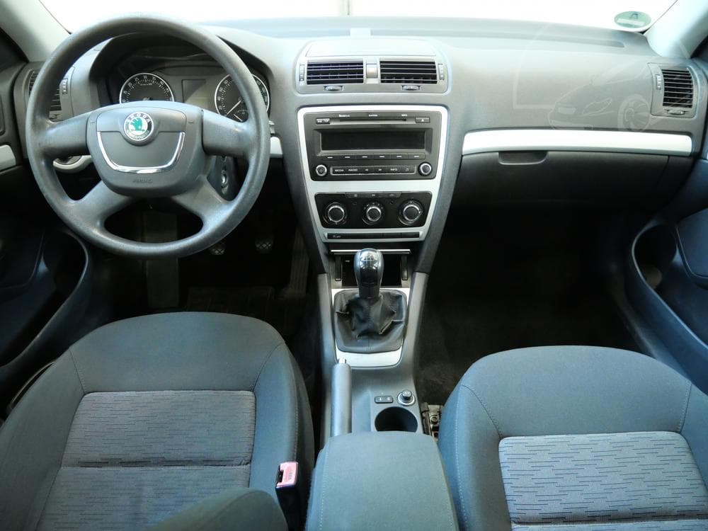 2010 Škoda OCTAVIA - 8