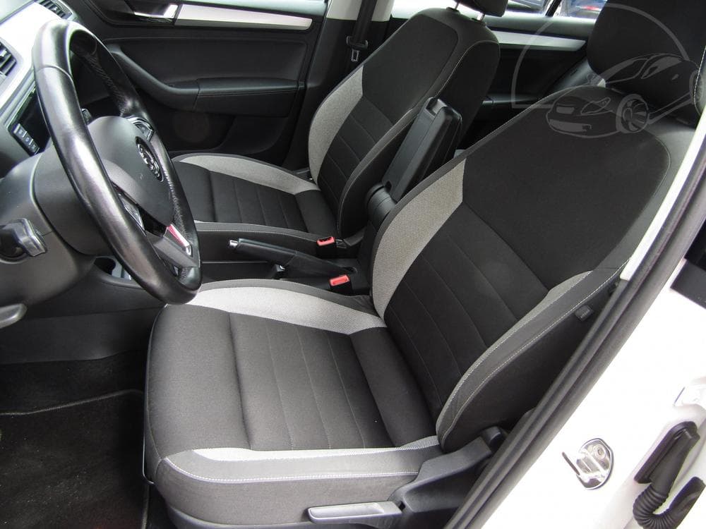 2017 Škoda RAPID - 17