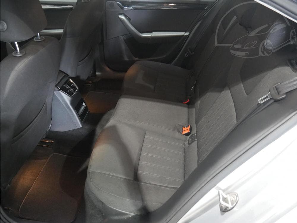 2018 Škoda OCTAVIA - 19