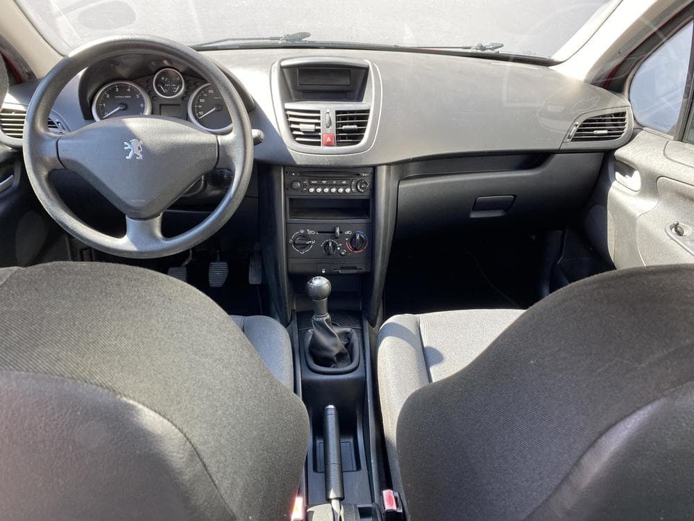 2007 Peugeot 207 - 8