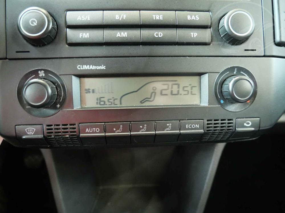 2009 Volkswagen POLO - 16