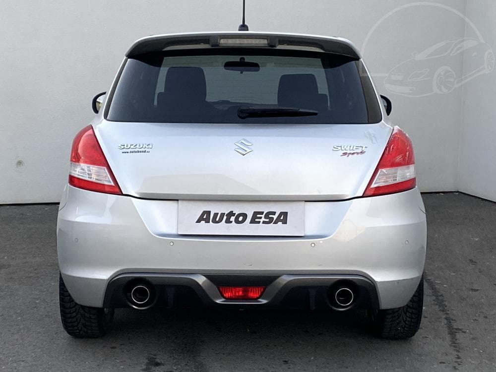 2013 Suzuki Swift - 5