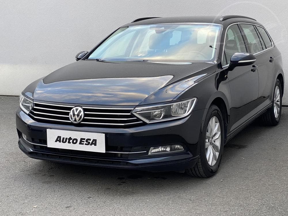 2019 Volkswagen PASSAT - 7