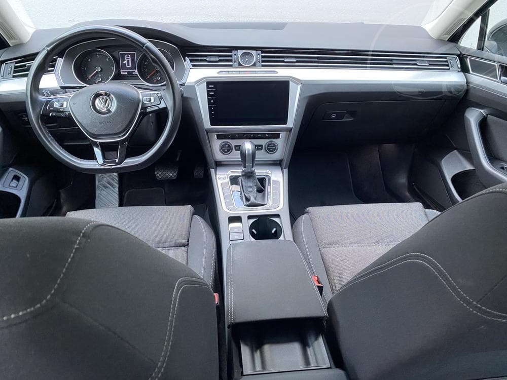 2019 Volkswagen PASSAT - 22