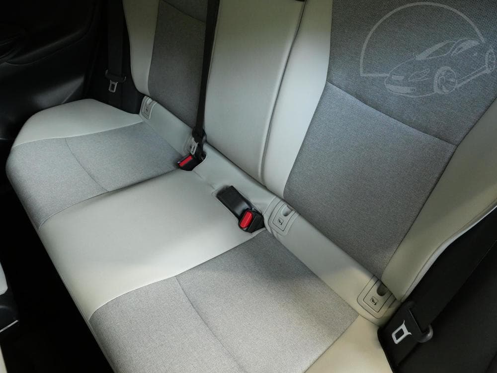 2023 Toyota YARIS - 28