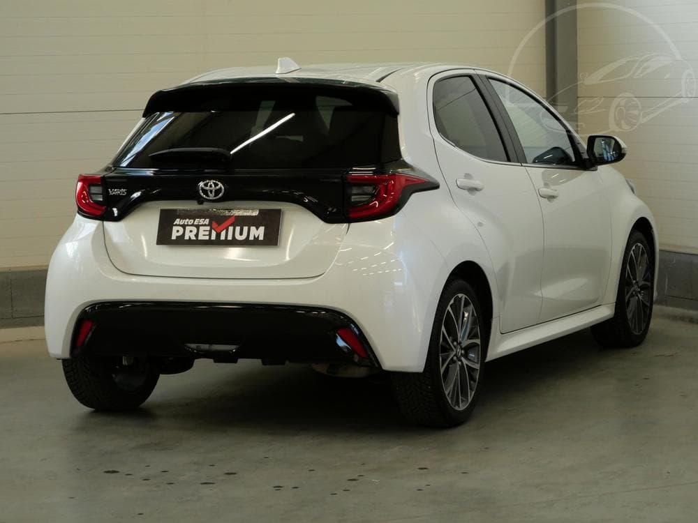 2023 Toyota YARIS - 10