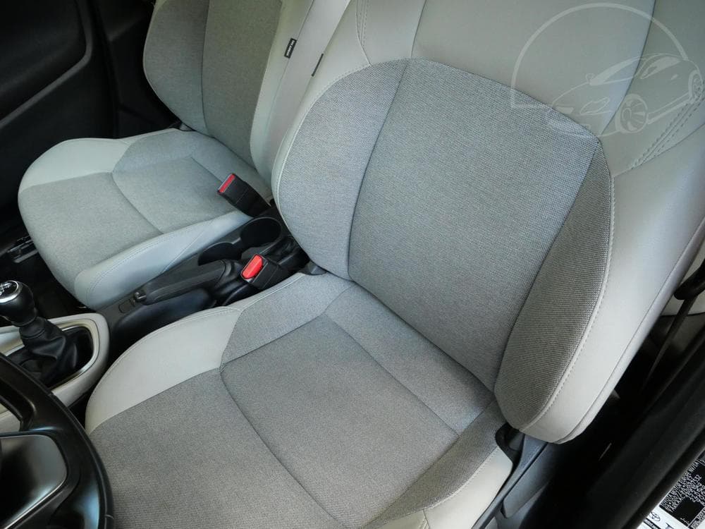 2023 Toyota YARIS - 25