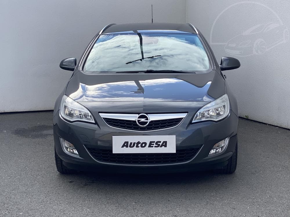 2012 Opel ASTRA - 2