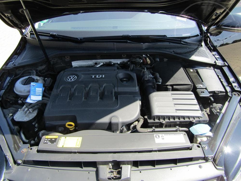 2014 Volkswagen GOLF - 8