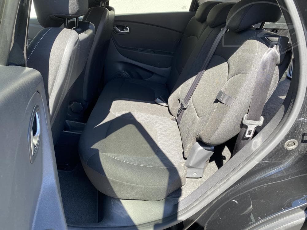 2019 Renault CAPTUR - 37