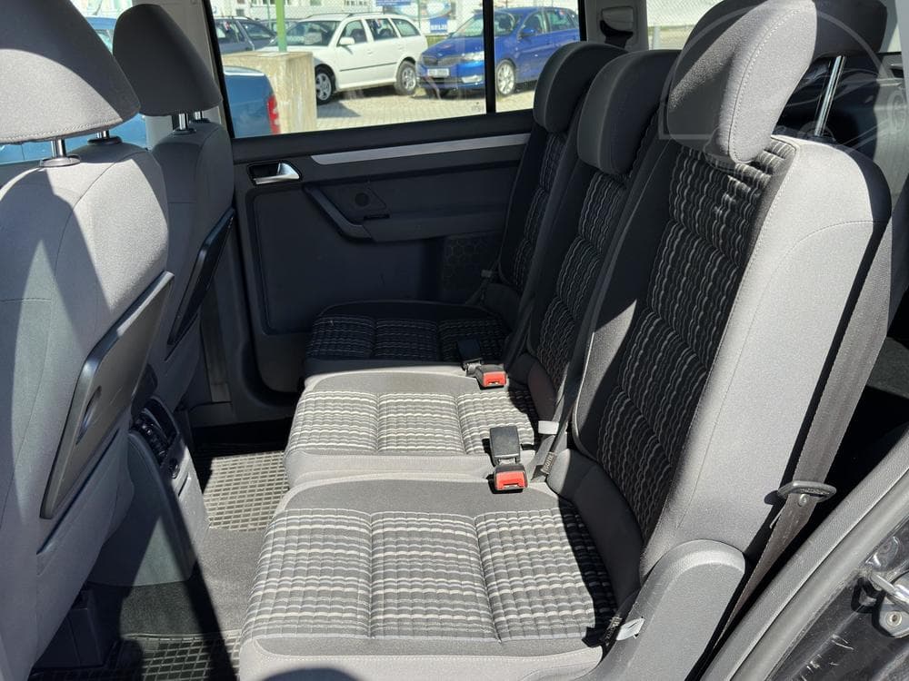 2011 Volkswagen TOURAN - 37