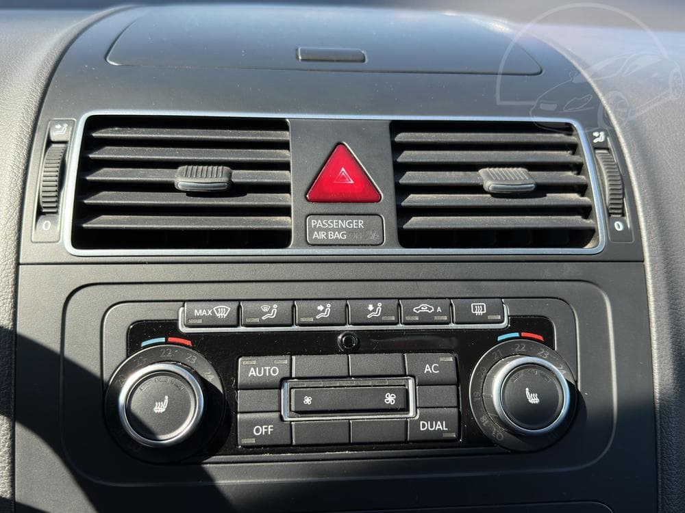 2011 Volkswagen TOURAN - 53