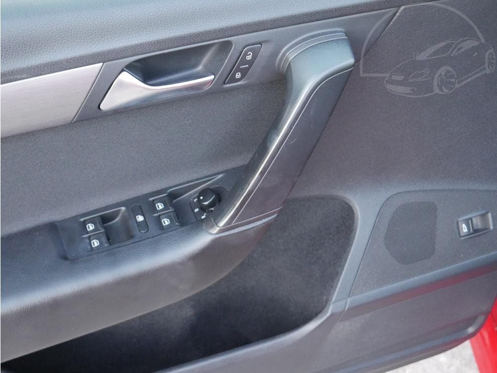 2013 Volkswagen PASSAT - 31