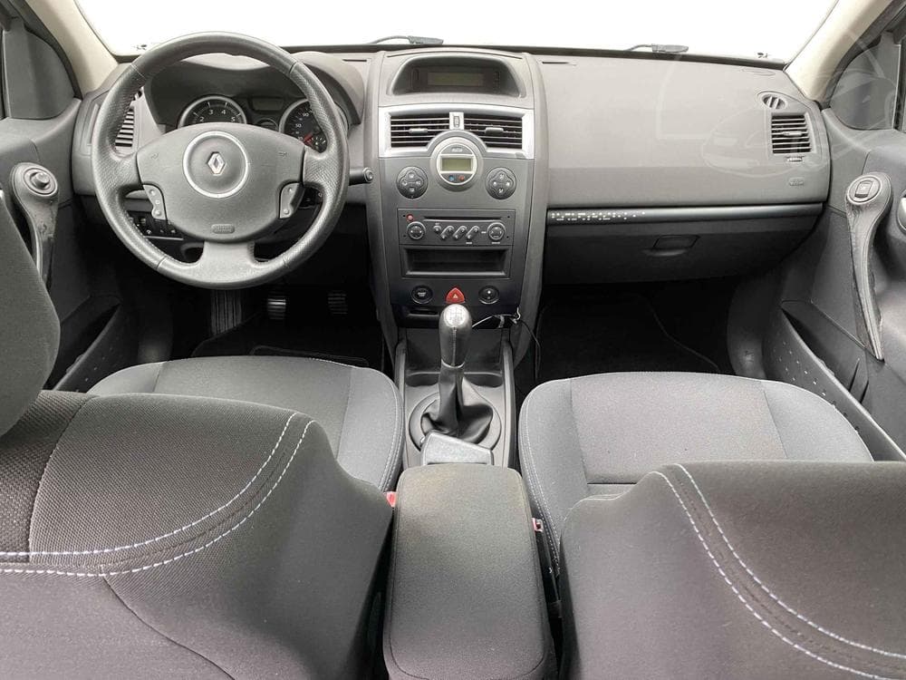 2009 Renault MEGANE - 8