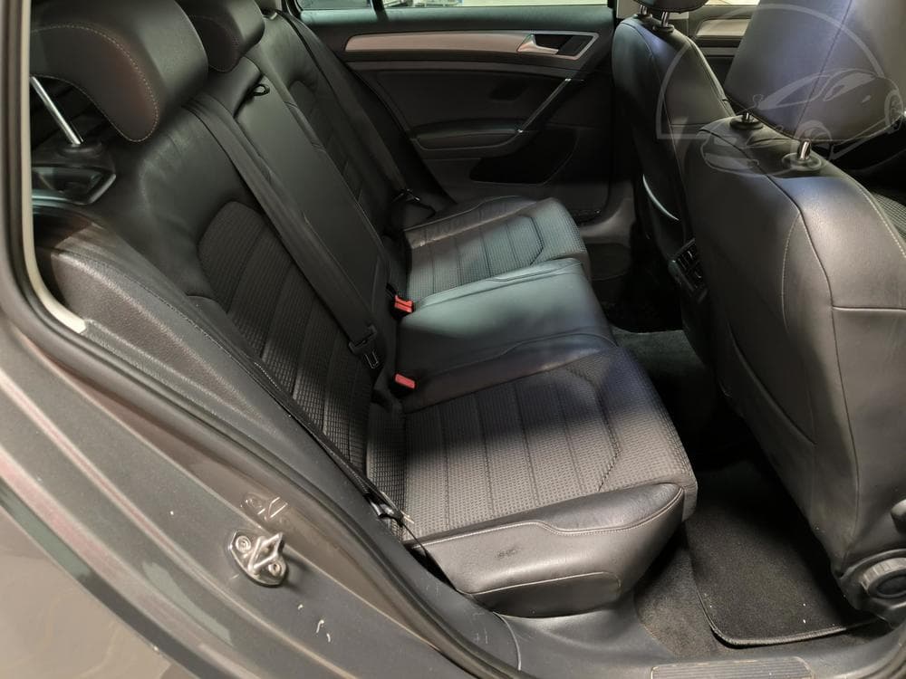 2014 Volkswagen GOLF - 11