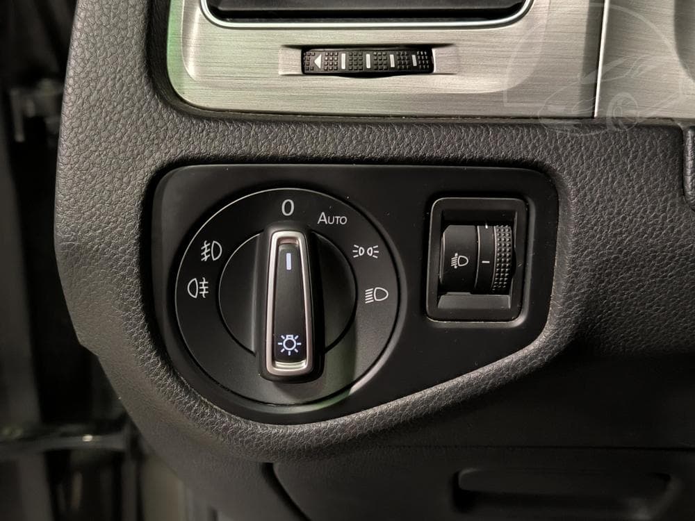 2014 Volkswagen GOLF - 16
