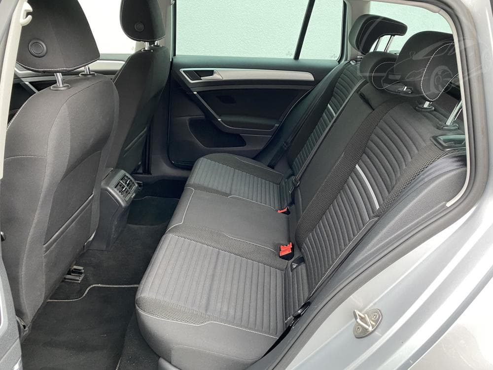 2014 Volkswagen Golf - 10