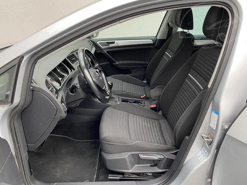 2014 Volkswagen Golf - 9