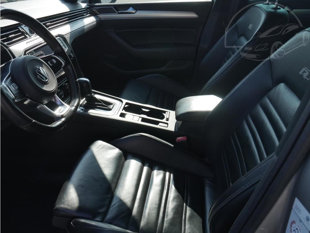 2017 Volkswagen PASSAT - 25