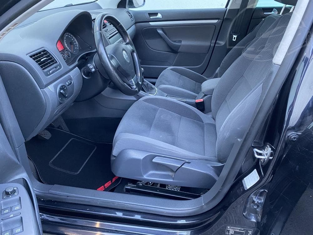 2009 Volkswagen GOLF - 9