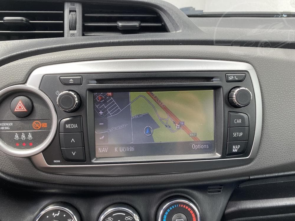 2012 Toyota YARIS - 31