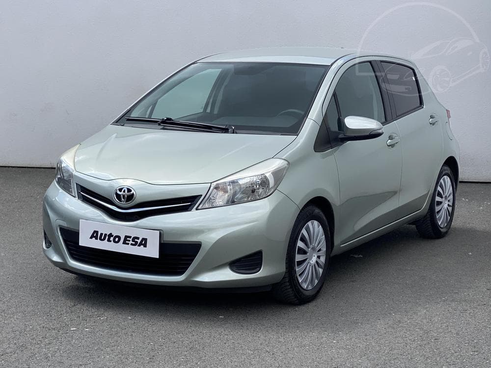 2012 Toyota YARIS - 5