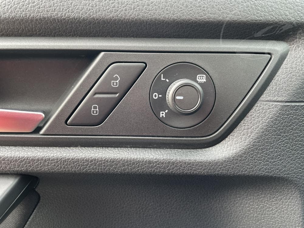 2019 Volkswagen Caddy - 19