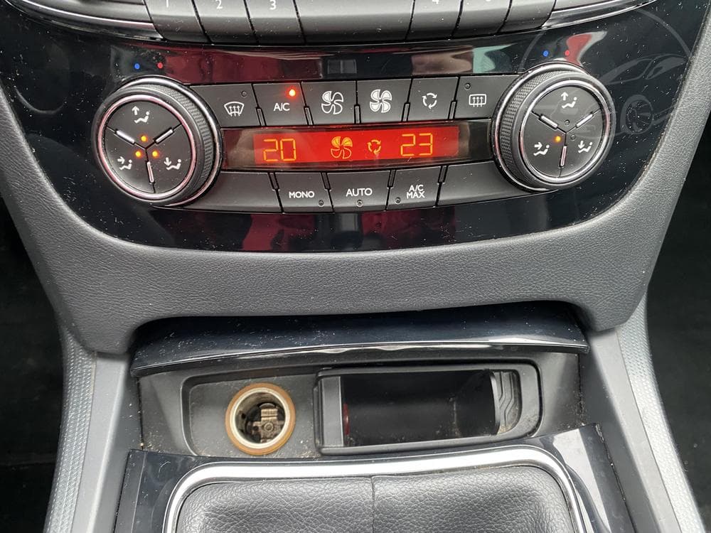2012 Peugeot 508 - 17