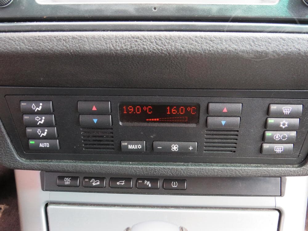 2005 BMW X5 - 15