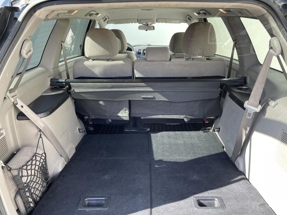2005 Mitsubishi GRANDIS - 7