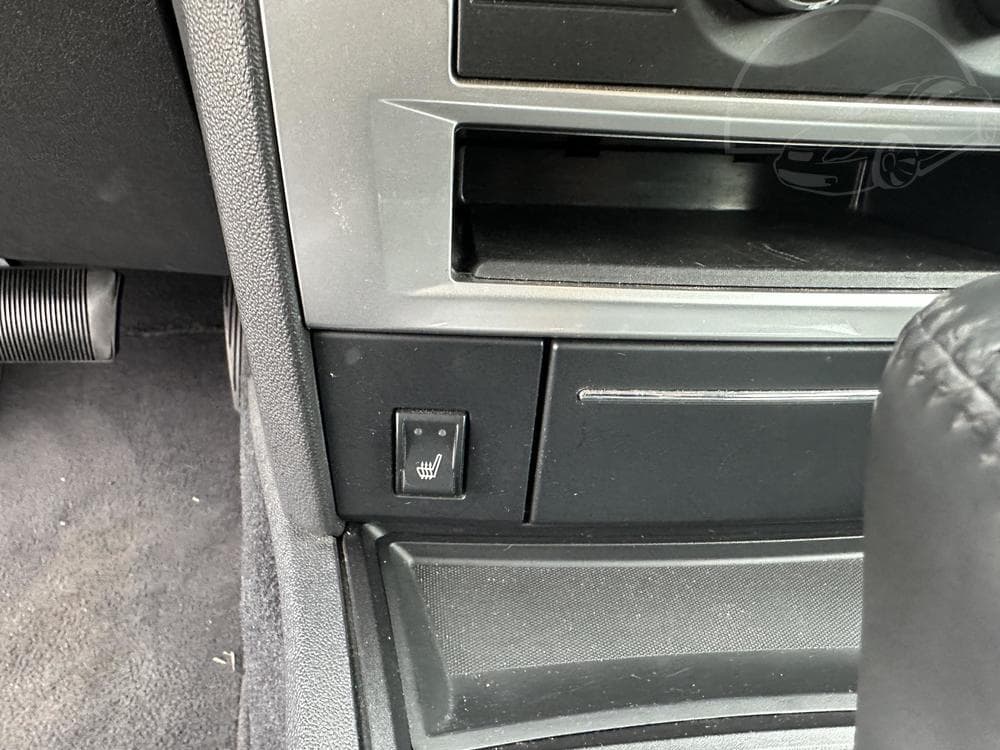 2009 Chrysler 300c - 17