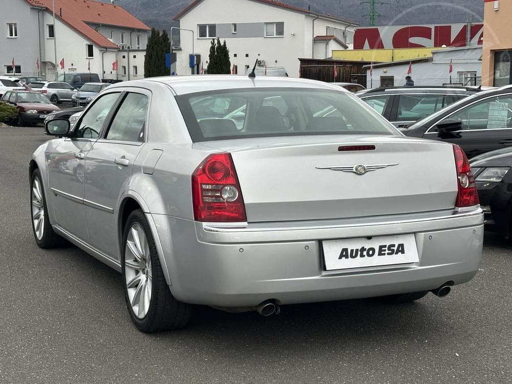 2009 Chrysler 300c - 4