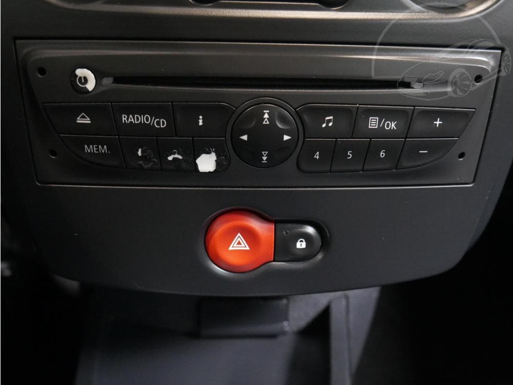 2010 Renault CLIO - 15