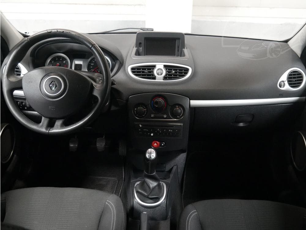2010 Renault CLIO - 8