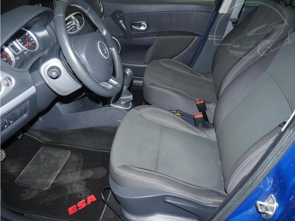 2010 Renault CLIO - 9