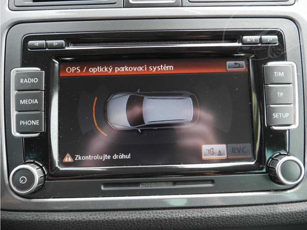 2012 Volkswagen TIGUAN - 17