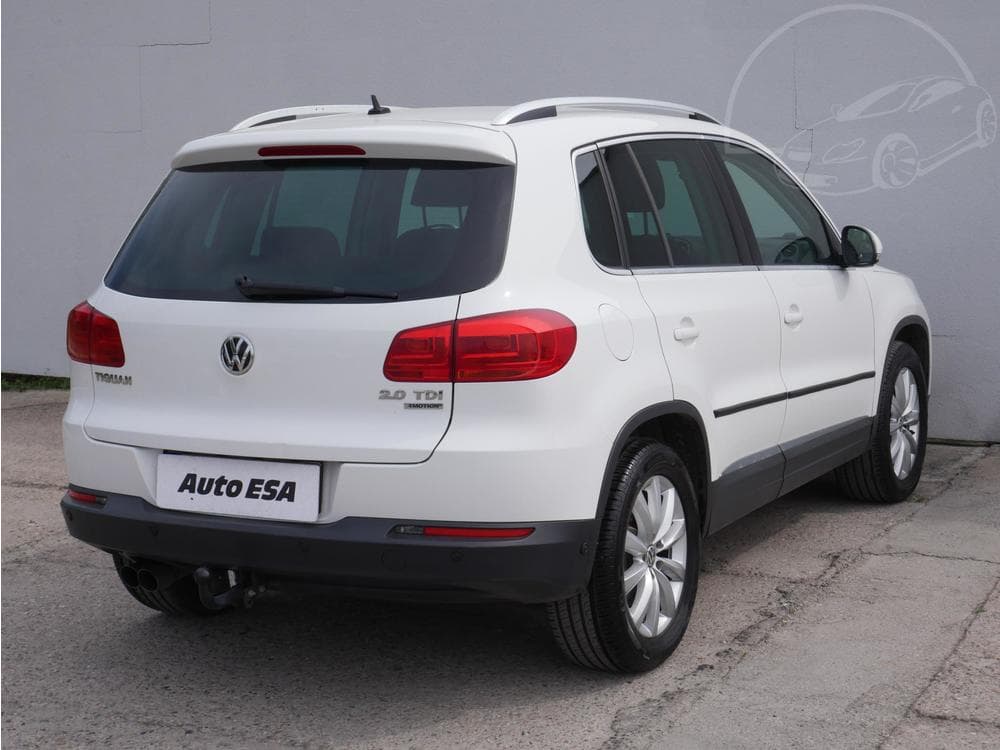 2012 Volkswagen TIGUAN - 6