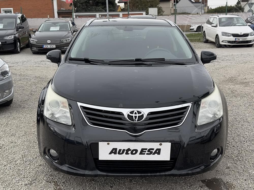 2012 Toyota AVENSIS - 2