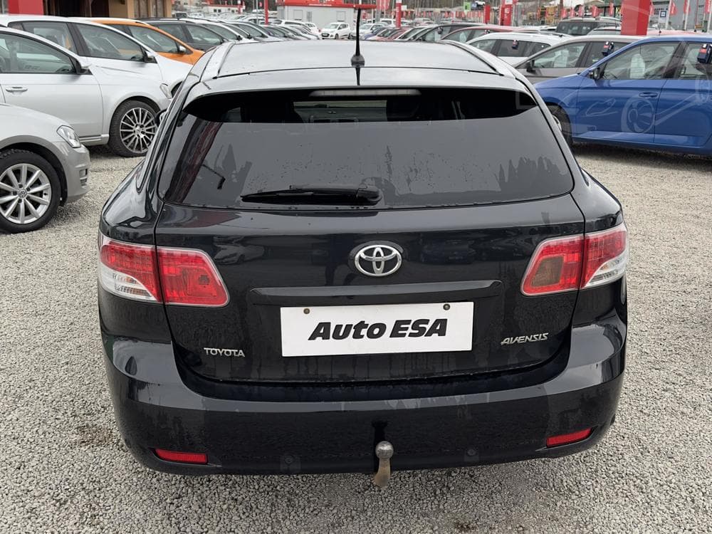 2012 Toyota AVENSIS - 5