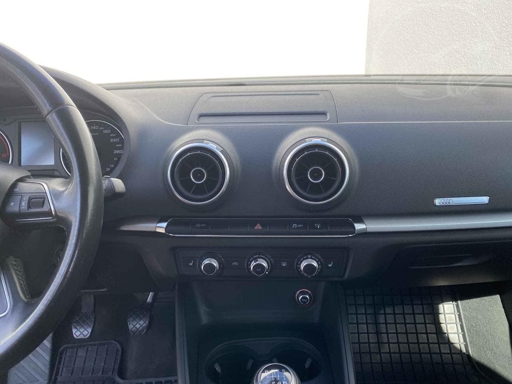 2016 Audi A3 - 12