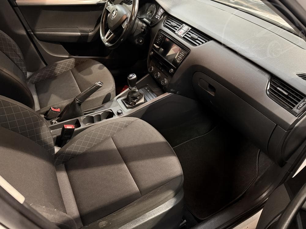 2017 Škoda OCTAVIA - 23