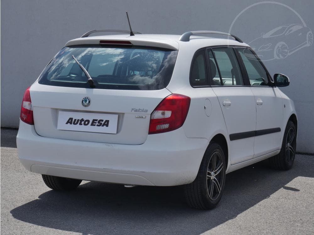 2012 Škoda FABIA - 10