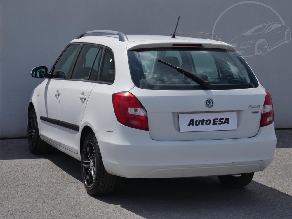 2012 Škoda FABIA - 16
