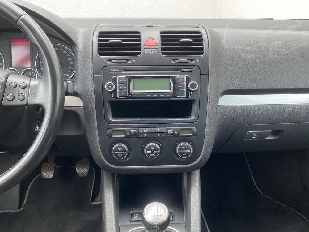 2008 Volkswagen GOLF - 31