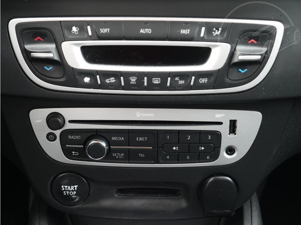 2014 Renault MEGANE - 12