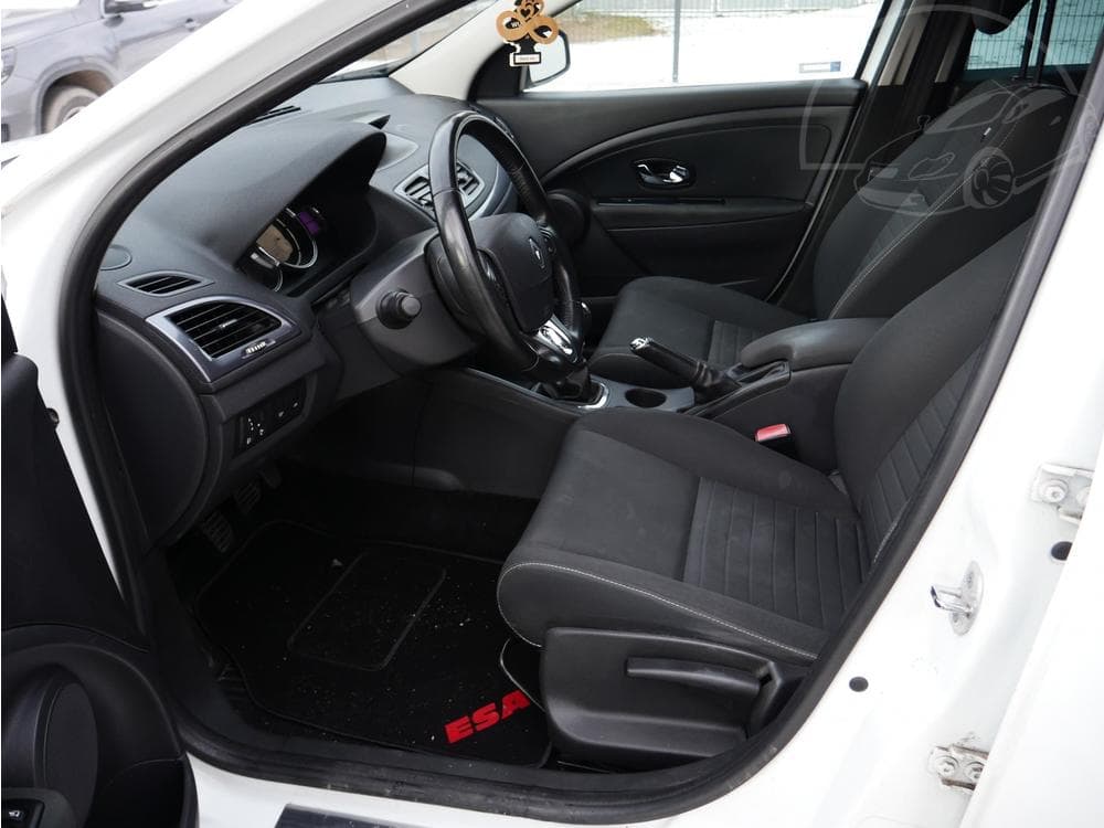 2014 Renault MEGANE - 9