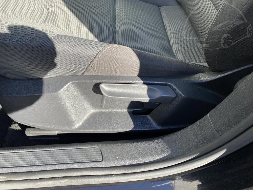 2013 Volkswagen Golf - 14