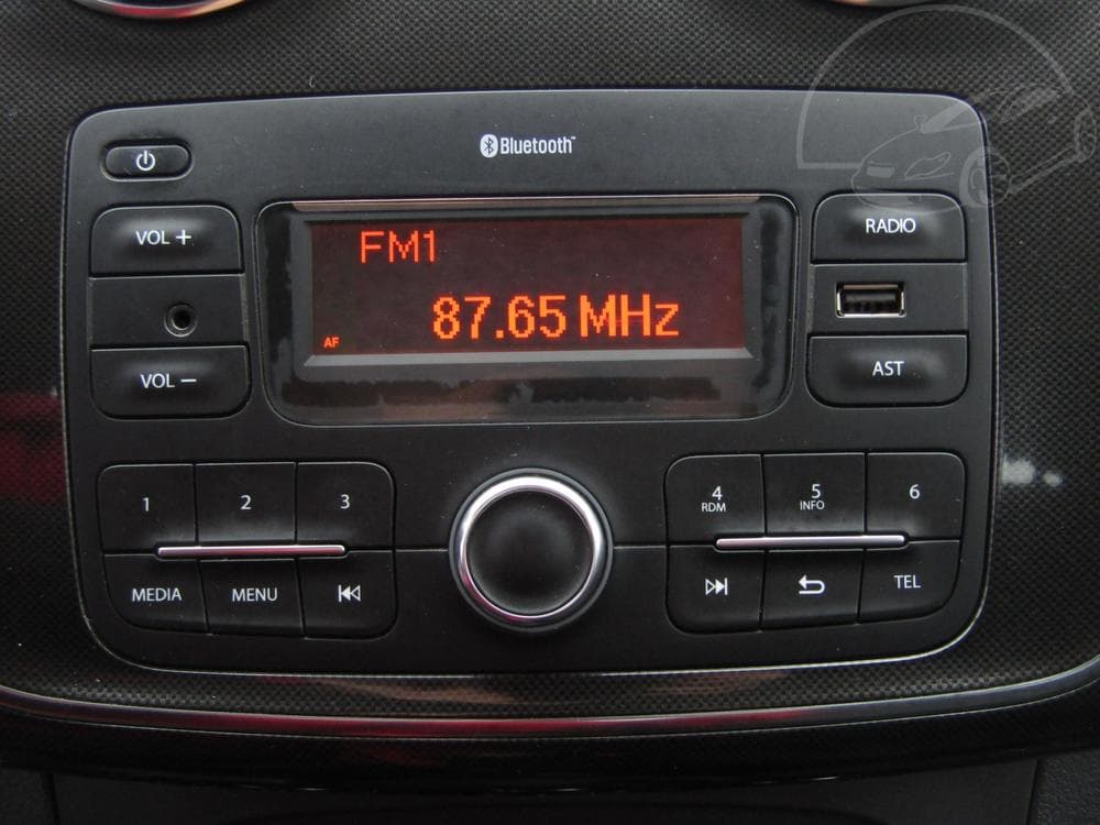 2019 Dacia SANDERO - 13